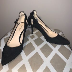 Black Suede Nine West Heels sz 7